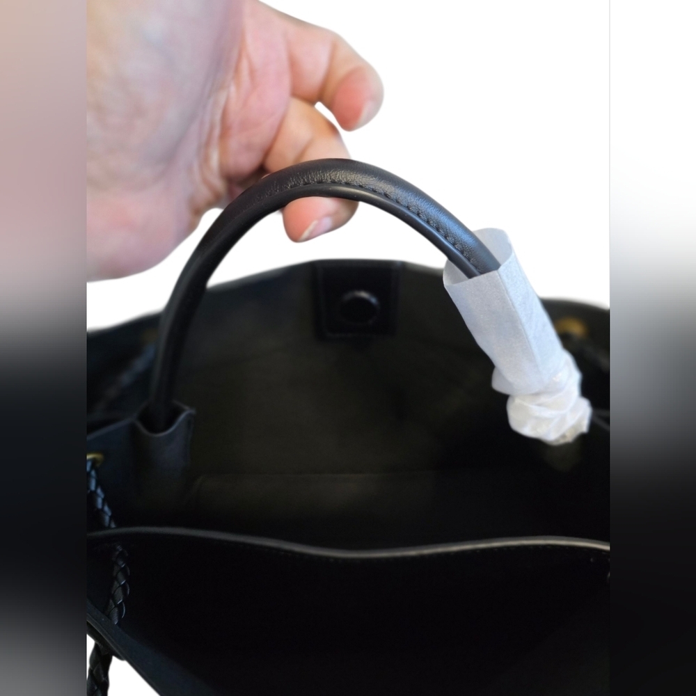 Black Woven Handbag - Picture 3 of 12